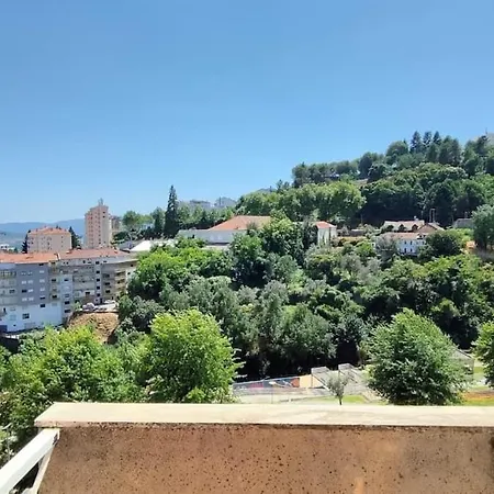 Privado Com Varanda, Wi-fi, Linda Vista, Perto Da Ubi * Covilhã